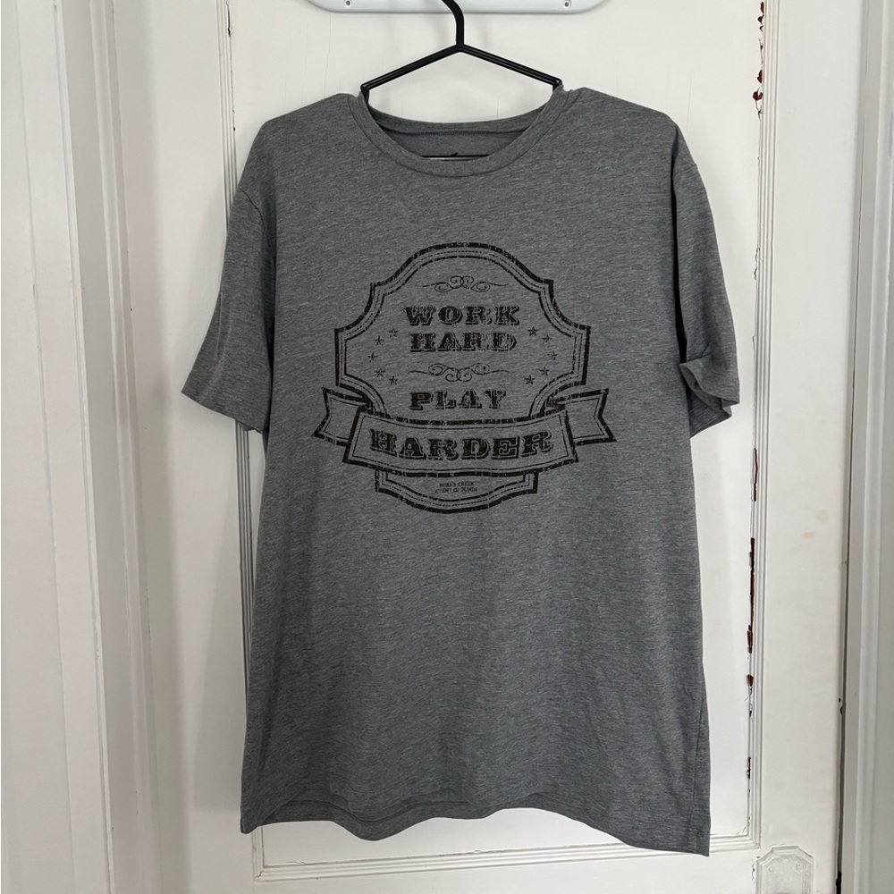 Boots and Hearts Music Festival Grey Graphic Tee Unisex Large Great Condition